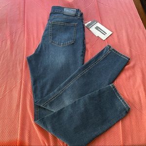 DKNY Jeans